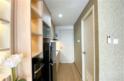Photo 11 - Great Choice And Comfort Stay 2Br At Patraland Urbano Apartment