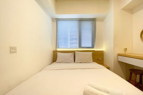 Photo 2 - Nice And Comfy 2Br Apartment At Meikarta