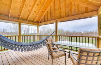 Foto 1 - Cozy Solar-powered Loft: Walk to Lake Champlain