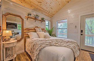 Photo 1 - Charming Broken Bow Cabin w/ Jacuzzi & Fire Pit