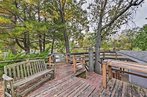 Photo 9 - Family Home w/ Deck on Lake Sara: Pets are Welcome