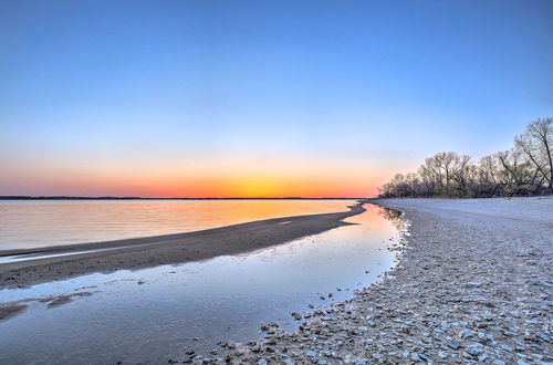 Photo 17 - Milford Lake Vacation Rental: Walk to Beach