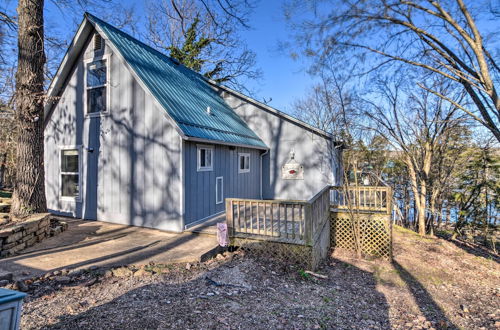 Photo 6 - Table Rock Lakefront Getaway w/ Private Swim Dock