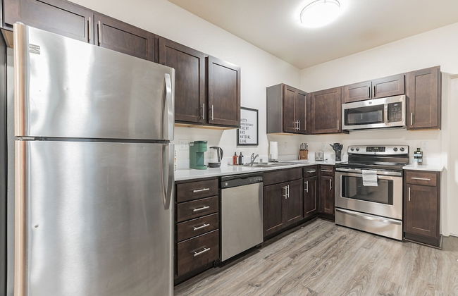 Modern Apartment With Upgraded Amenities Near CSU - Photo 10
