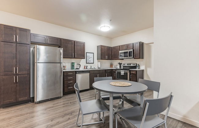 Modern Apartment With Upgraded Amenities Near CSU - Photo 12