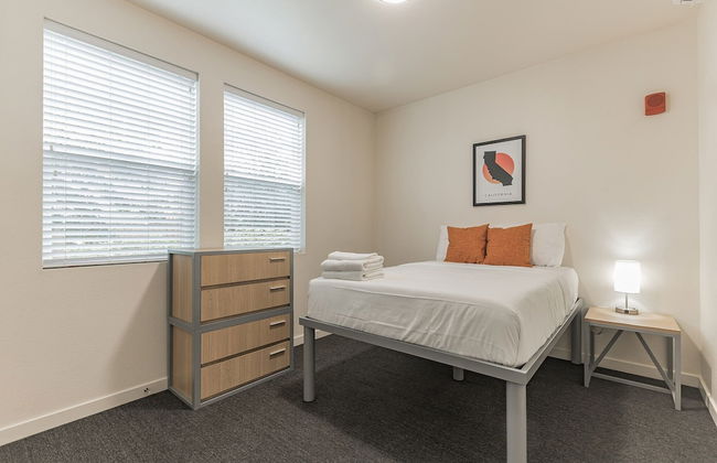 Modern Apartment With Upgraded Amenities Near CSU - Photo 9