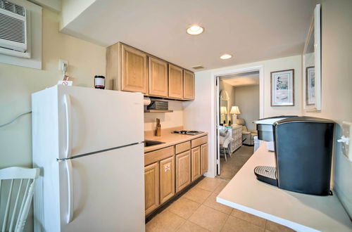 Photo 4 - Charming Oceanfront Condo, Walk to Wildwood Beach