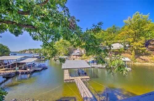Foto 10 - Lakefront Rocky Mount Home w/ Private Dock