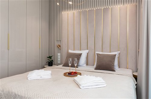 Photo 16 - Luxury Apartment by Renters Prestige
