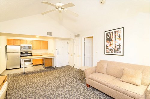 Photo 12 - Philadelphia Suites-Extended Stay