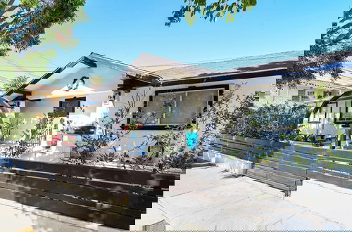 Foto 1 - Immaculate 3bdr Private Bungalow, Walk to Beach!