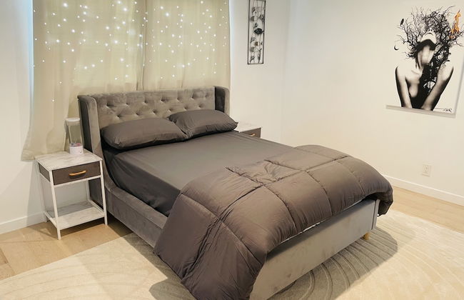 Manhattan Beach Vacation House - For solo, pair, family and business travelers - Photo 2