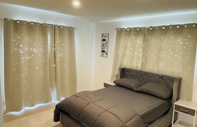Manhattan Beach Vacation House - For solo, pair, family and business travelers - Photo 12