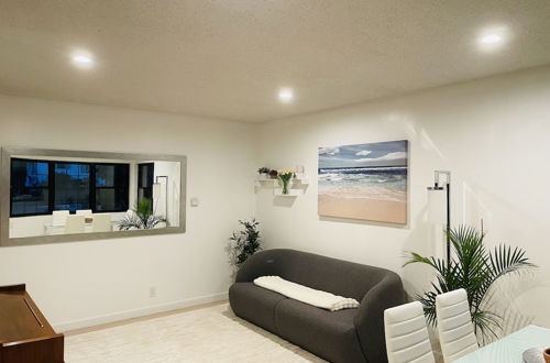 Photo 39 - Manhattan Beach Vacation House - For solo, pair, family and business travelers