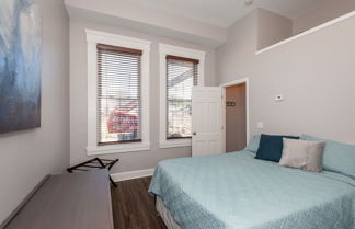 Photo 3 - Heart of Mainstrasse Suites