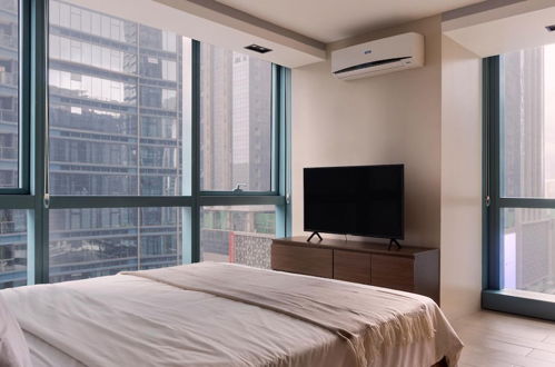 Photo 4 - Luxury 2BR in Uptown Bgc, -- Free Pool use --