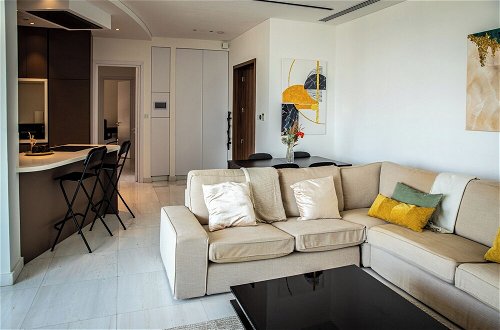 Photo 2 - Phaedrus Living 360 Tower Luxury Flat