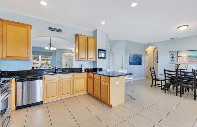 Windsor Hills 6BR Home Pool Spa Private Theater - Foto 13