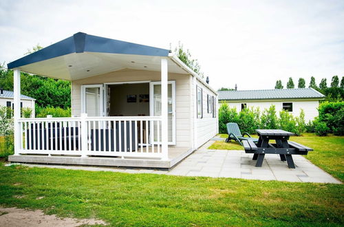 Photo 1 - Well-furnished Chalet Near the Loonse