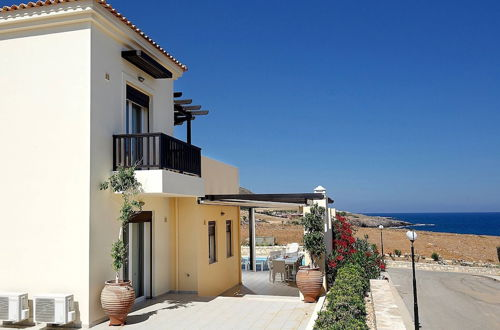 Photo 16 - Luxury Villa Blanca With Sea View