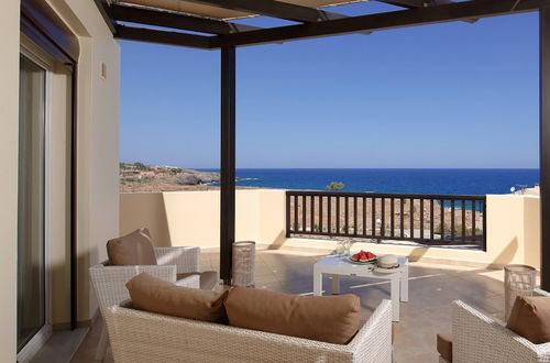 Photo 18 - Luxury Villa Blanca With Sea View