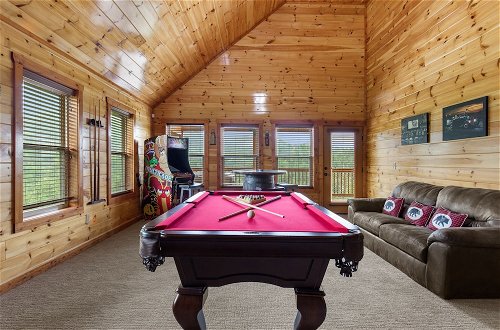Foto 35 - Mountain View Pool Lodge