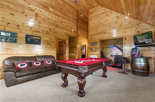 Foto 33 - Mountain View Pool Lodge