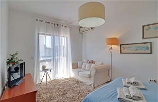 Photo 3 - Faro Airport Flat 1 by Homing