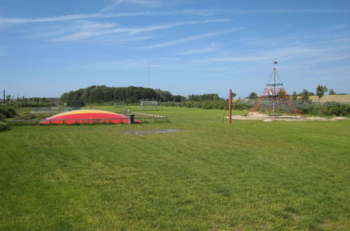 Photo 10 - Big Holiday Home Near the North Sea Beach