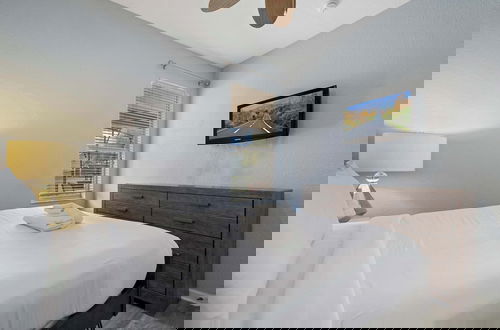 Foto 2 - Disney & Star Wars Haven: 6br, Pool & Game Room!