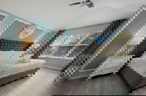 Foto 4 - Disney & Star Wars Haven: 6br, Pool & Game Room!