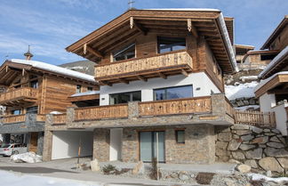 Photo 1 - Luxurious Chalet Near Wildkogel Ski Arena