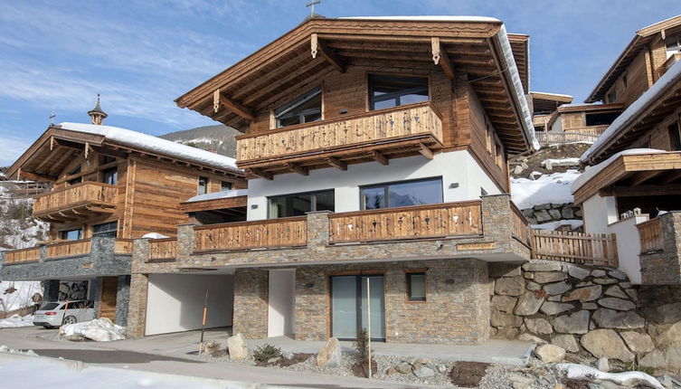 Photo 1 - Luxurious Chalet Near Wildkogel Ski Arena