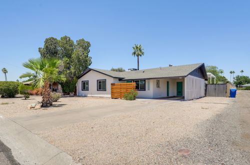 Photo 16 - Chic Phoenix Retreat w/ Private Pool & Large Yard