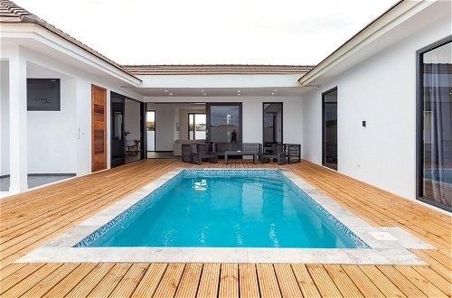 Foto 17 - Brand New Immaculate 3-bed Villa in Grote Berg