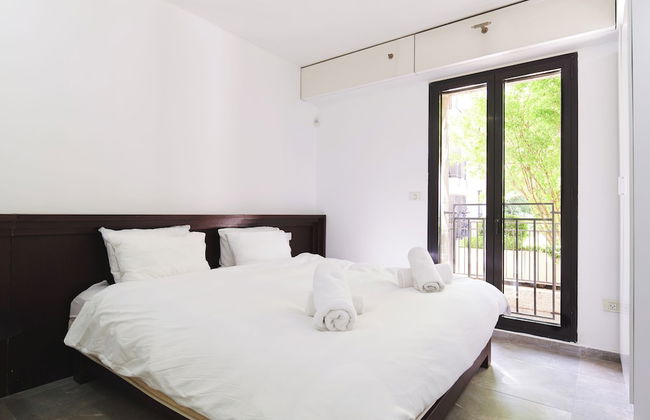 2 BR next to Old City with Patio by FeelHome - Photo 7