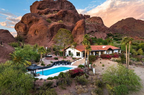 Photo 1 - Camelback Mountain Mid-century Modern Villa City Views Pool Hot Tub