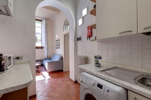 Photo 26 - Neri 23 in Firenze With 3 Bedrooms and 2 Bathrooms