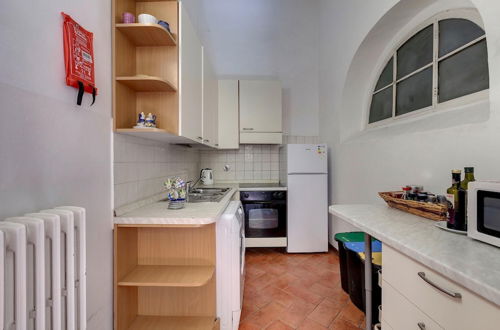 Photo 28 - Neri 23 in Firenze With 3 Bedrooms and 2 Bathrooms