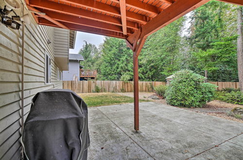 Photo 20 - Spacious Kent Getaway w/ Yard, Deck + Grill