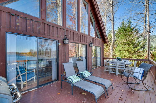 Photo 23 - Beautiful Lake Keowee Home w/ Boat Dock & Kayaks