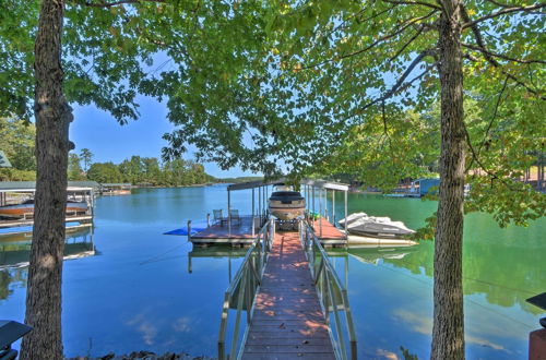 Photo 7 - Beautiful Lake Keowee Home w/ Boat Dock & Kayaks