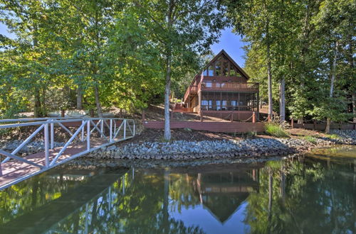 Photo 2 - Beautiful Lake Keowee Home w/ Boat Dock & Kayaks