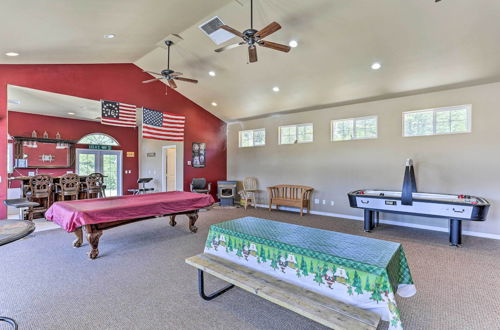 Foto 41 - Weaverville Family Home: Mtn Views & Fire Pit