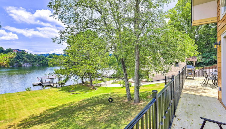 Photo 1 - Waterfront Piney Flats Home w/ Private Dock