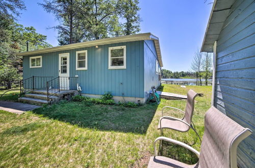 Foto 20 - Lakefront Wisconsin Cottage w/ Dock & Hot Tub