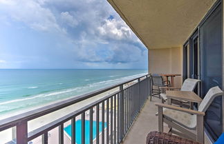 Foto 1 - Beachfront Resort Condo w/ Panoramic Ocean Views