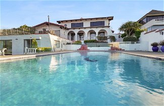 Foto 1 - Magnificent Beachfront Mansion - Pool