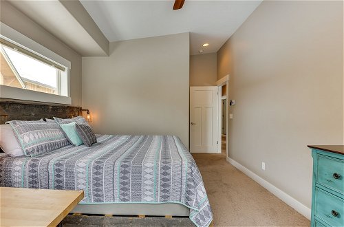 Photo 27 - Convenient Fraser Townhome w/ Hot Tub, Near Hikes