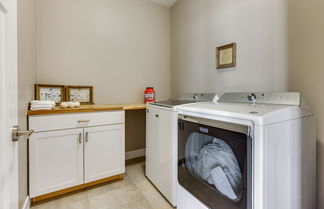 Photo 2 - Convenient Fraser Townhome w/ Hot Tub, Near Hikes